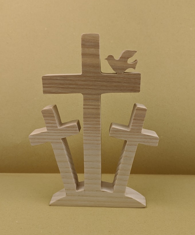 le 3 croix et un oiseau