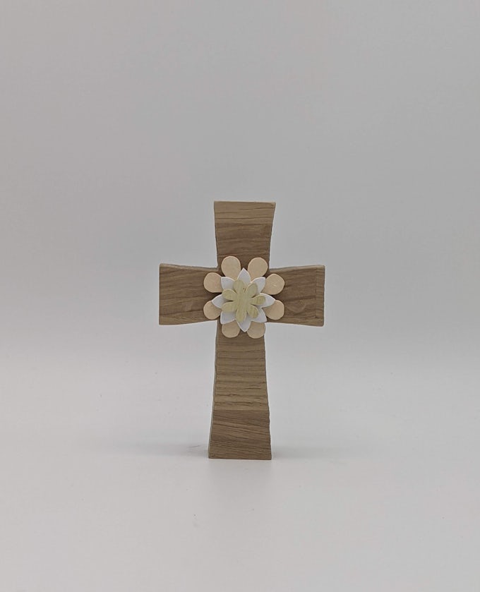 fleur sur croix