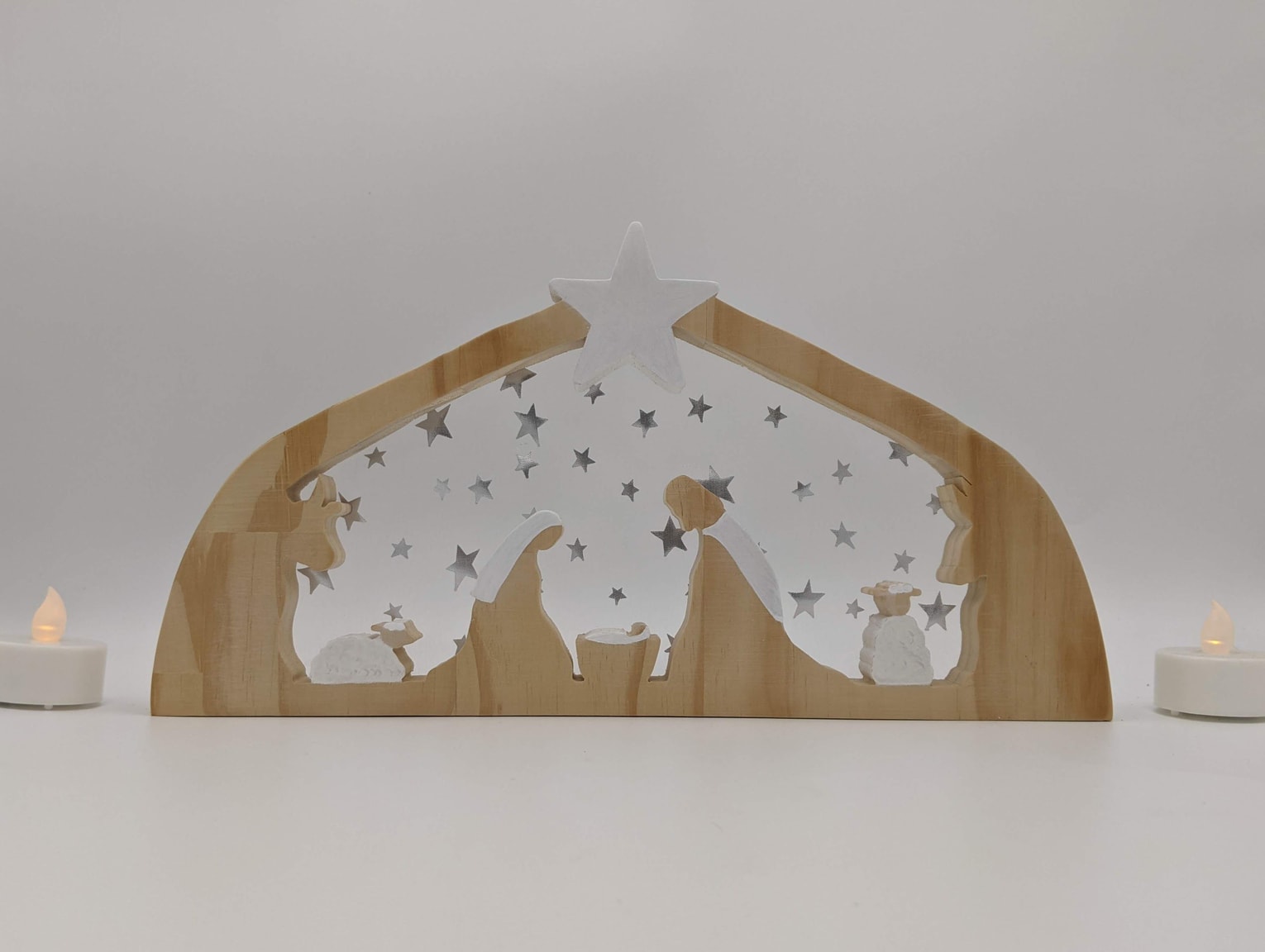 crèche de Noël ajourée