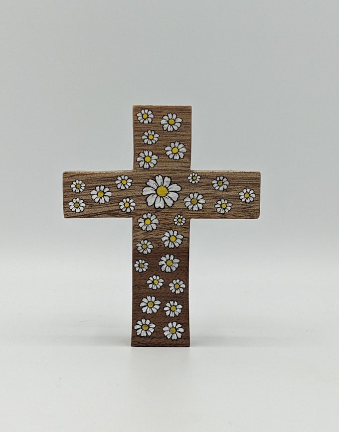 croix fleurie pâquerettes