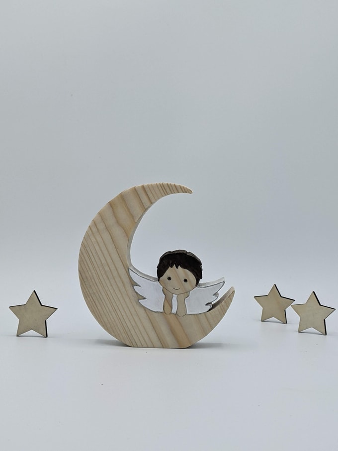 petit ange accoudé sur lune